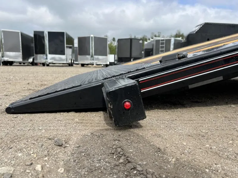 2024 Diamond C 7X24 20K Tilt Deck Equipment Trailer w/Spare Mount - Image 10